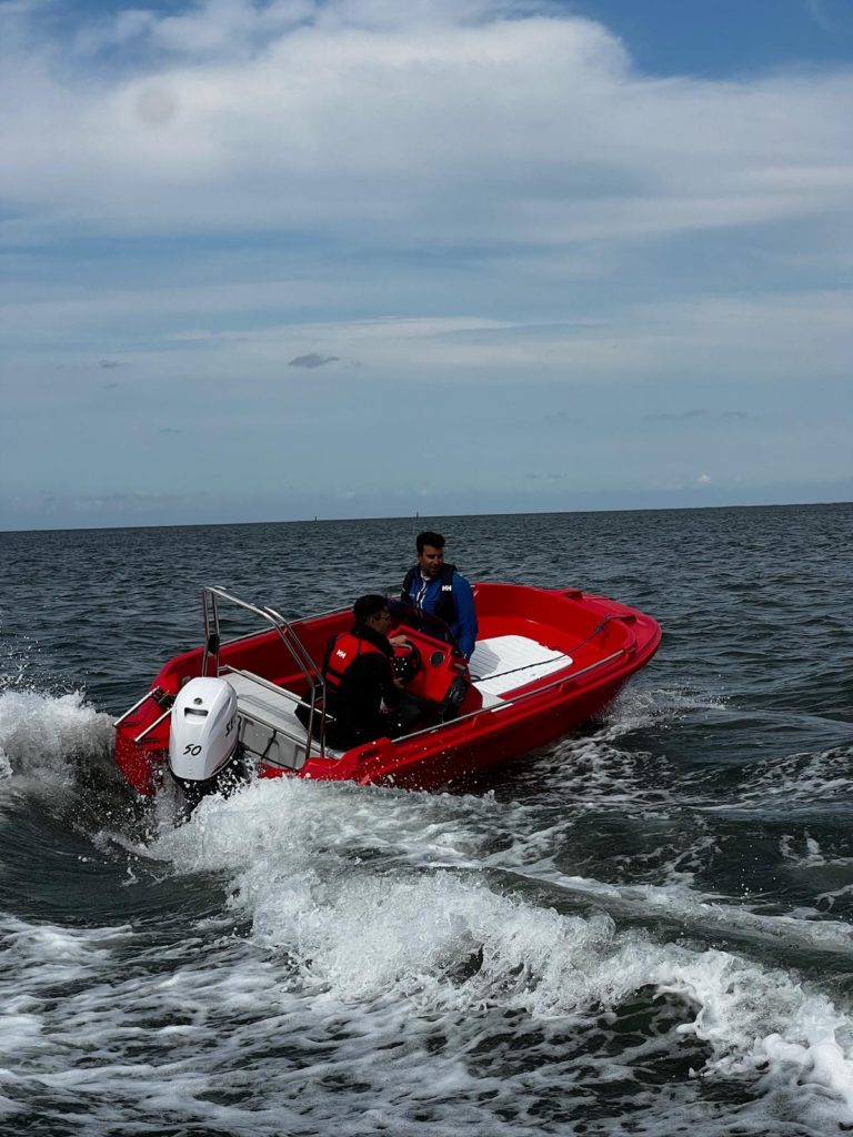 ROTO Hydra 450 RESCUE łódź polietylenowa BoatBase